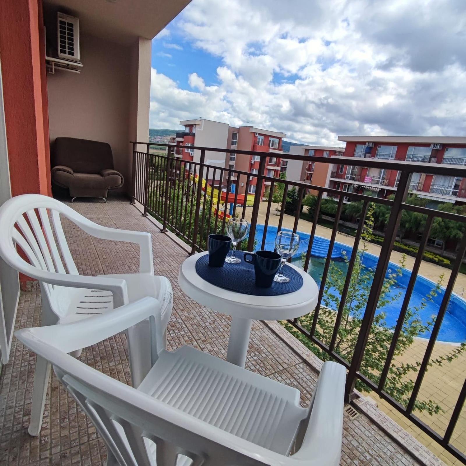 Holiday Fort Golf Club - Premium Apartments Sunny Beach Exterior foto